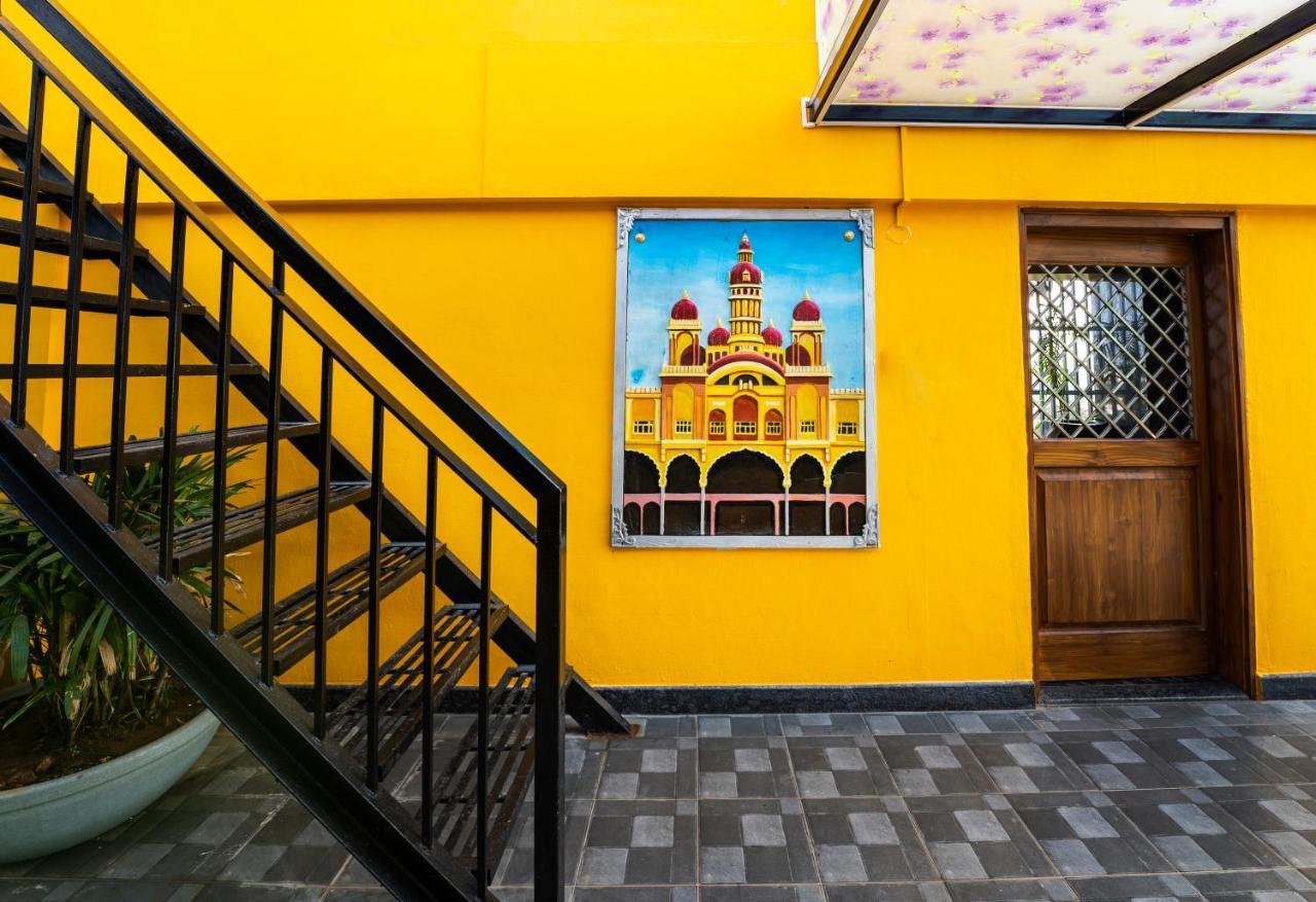 Royal Tusker Luxury Service Apartments Mysore Luaran gambar