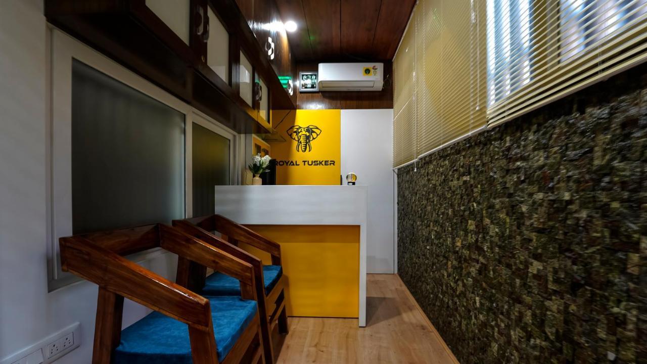 Royal Tusker Luxury Service Apartments Mysore Luaran gambar